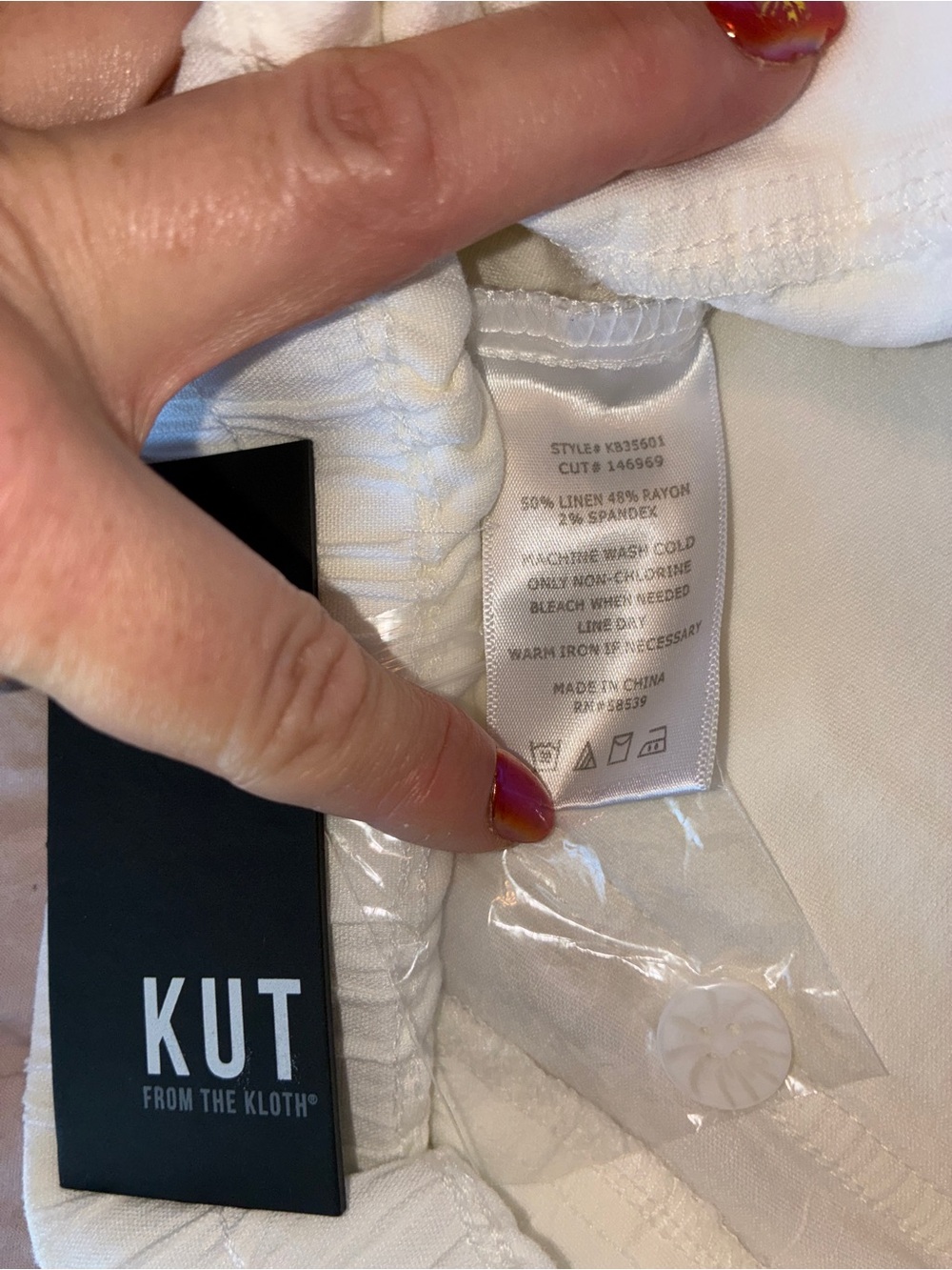KUT From The Cloth White Linen Cargo Drawstring Pants - Picture 11 of 13